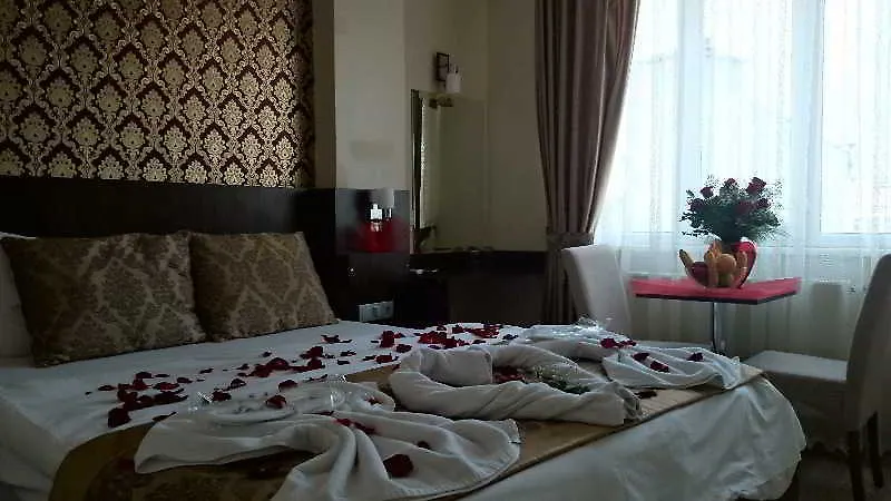 Istanbul Central Hotel 2*,